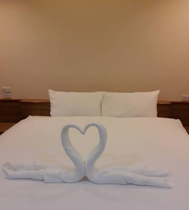 The Lake Hill Resort Pran Buri Eksteriør billede