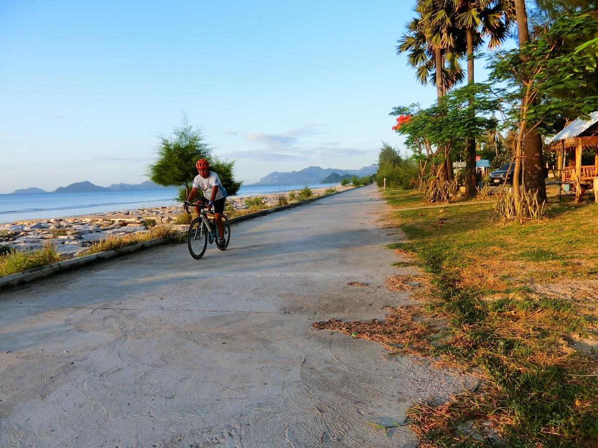 The Lake Hill Resort Pran Buri Eksteriør billede